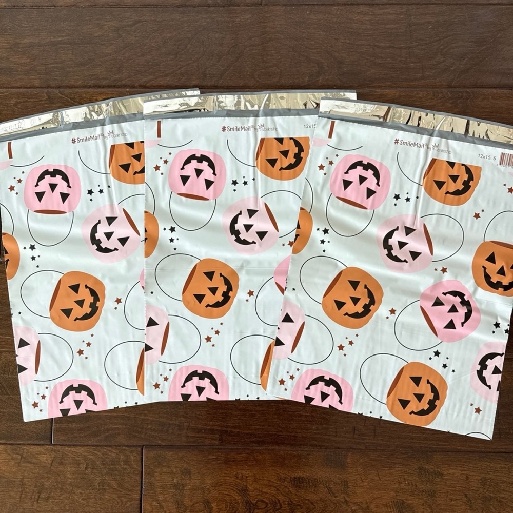 20 Pack - 12x15.5” Large Super Cute Trick Or Treat Poly Mailers